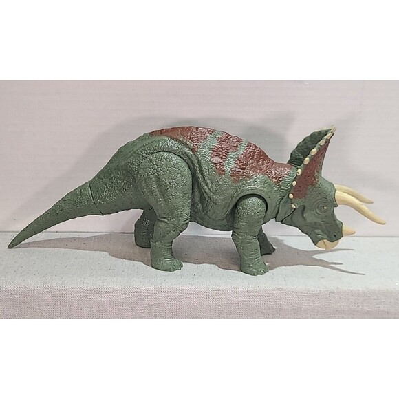 Mattel Jurassic World Dino Rivals Dual Attack Triceratops 12" - Picture 2 of 8
